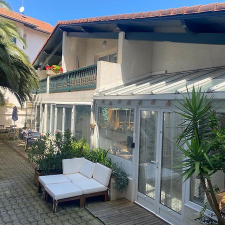 Charming 1 Bedroom Flat, Biarritz Center With Pool And Car Park Exterior photo